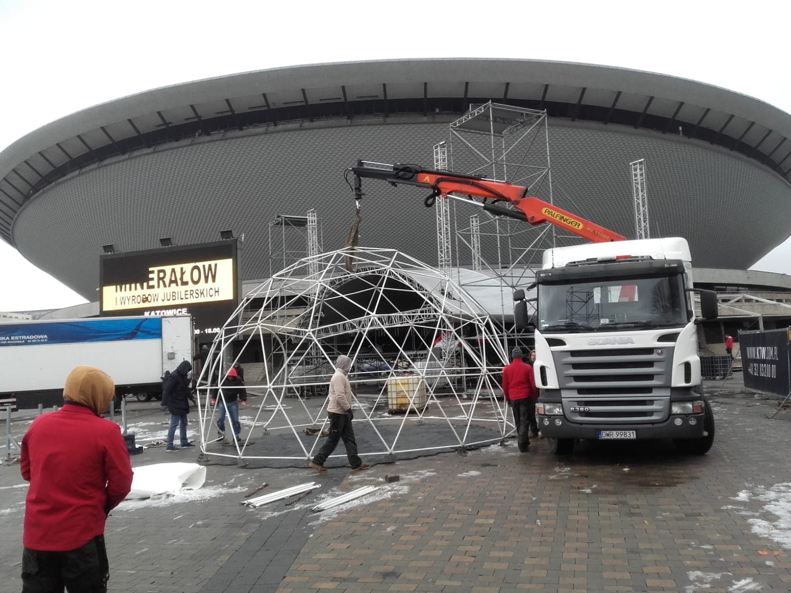 Holowanie pojazdow osobowych