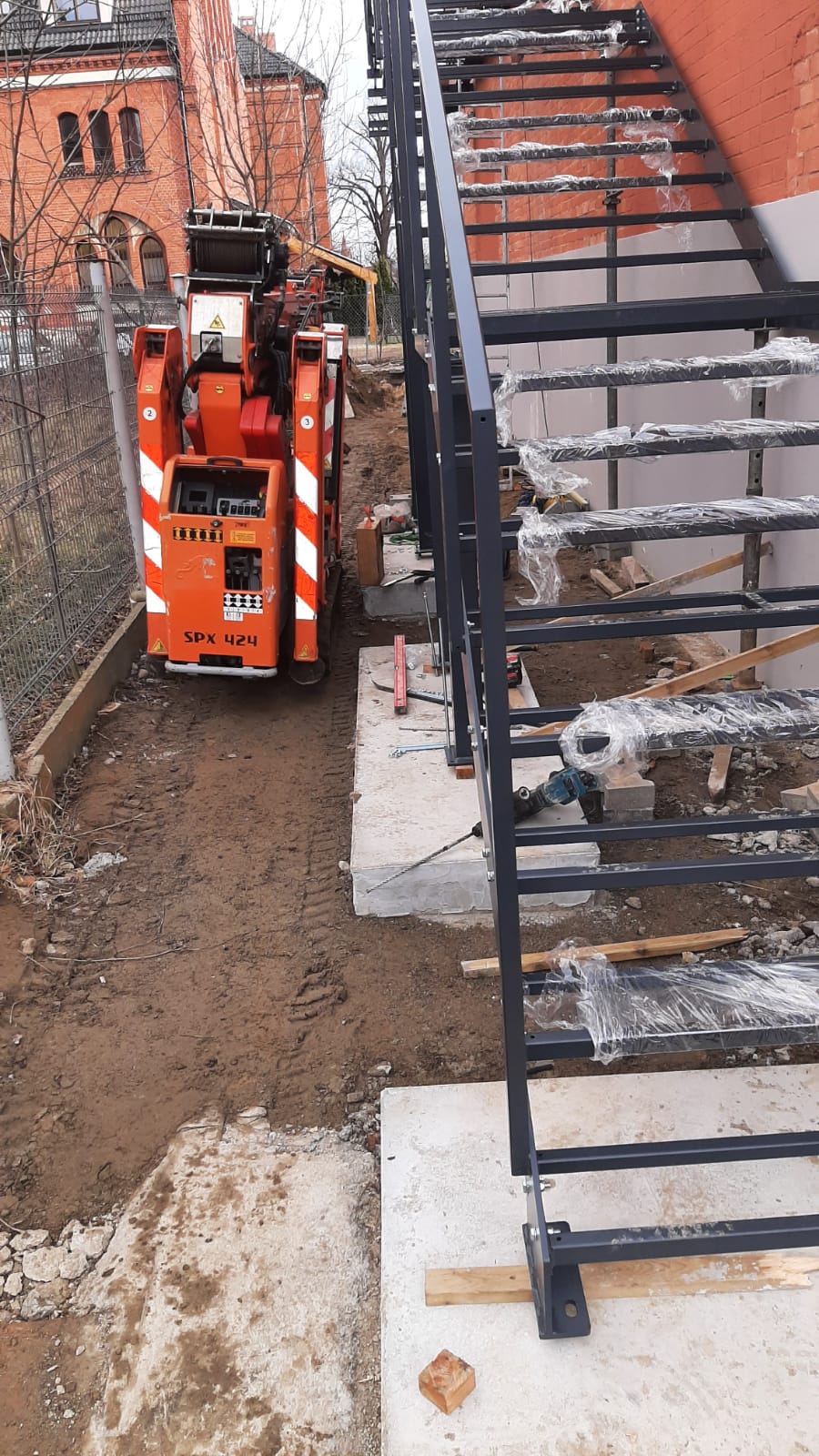 Realizacja HDS Konik Trans 27